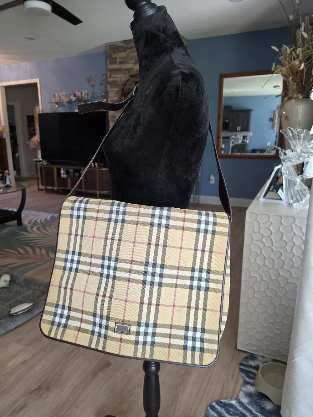 Authentic Burberry Classic Plaid Messenger Bag in Beige with Brown Leather Trim